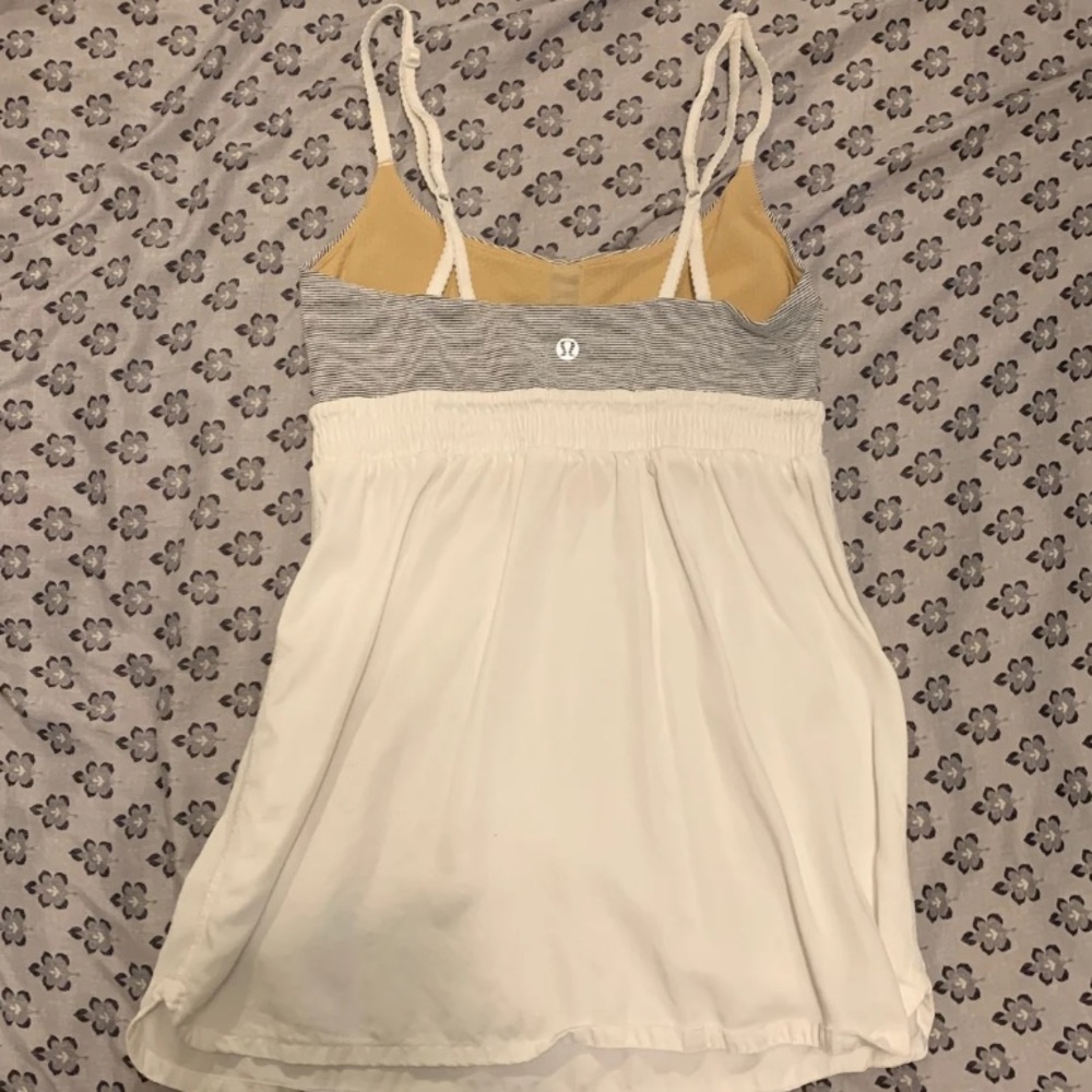 Lululemon tank top